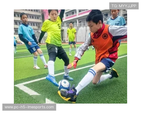 校园足球星级联赛全面开启 激发青少年足球热情 提升校园体育竞技水平